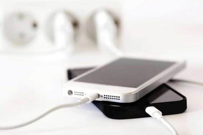 روش انتخاب شارژر موبایل | بهترین شارژر موبایل | سر سوکت مناسب شارژ | نرم افزار تست شارژر | مدل شارژر گوشی موبایل | فروشگاه اینترنتی ای خرید .
